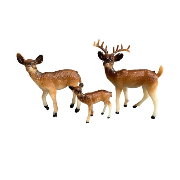 Vintage Plastic Deer Family Figurines Set 3 Collectible - Picture 1 of 7